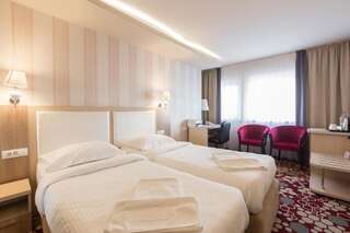 Отель Hotel Craiovita Крайова Двухместный номер бизнес-класса с 2 отдельными кроватями-1
